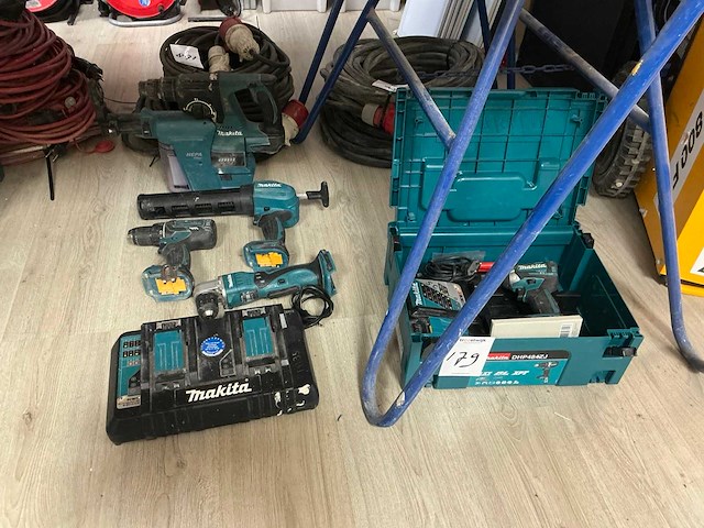 Makita accu gereedschap set ( 5-delig ) - afbeelding 1 van  4