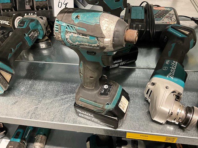 Makita accu gereedschapset - afbeelding 2 van  5