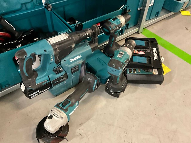 Makita accu gereedschapset - afbeelding 2 van  8