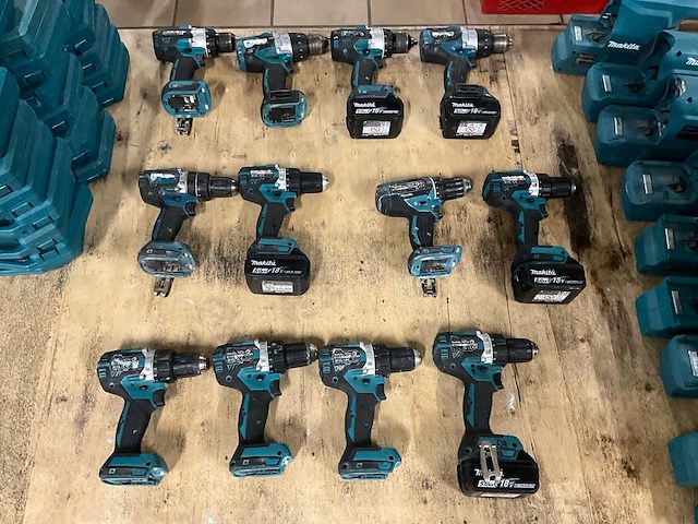Makita accu schroefboormachine (12x) - afbeelding 1 van  6