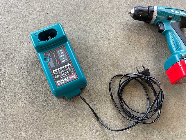 Makita accu schroefmachine - afbeelding 1 van  2