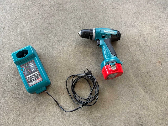 Makita accu schroefmachine - afbeelding 1 van  3