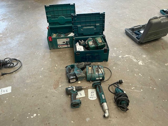 Makita accugereedschap (6x) - afbeelding 1 van  5