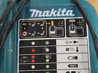 Makita acculader dc18ra 630507f8 - afbeelding 2 van  4
