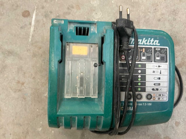 Makita accu's en laders (5x) - afbeelding 11 van  13