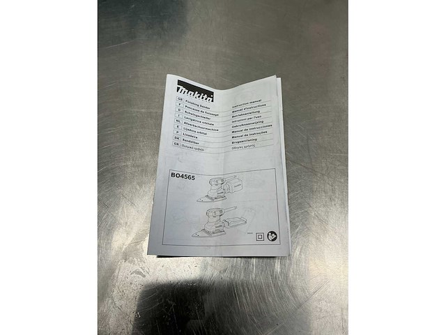 Makita b04565 vlakschuurmachine - afbeelding 5 van  7