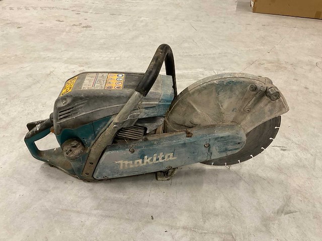 Makita bandenzaag - afbeelding 1 van  7