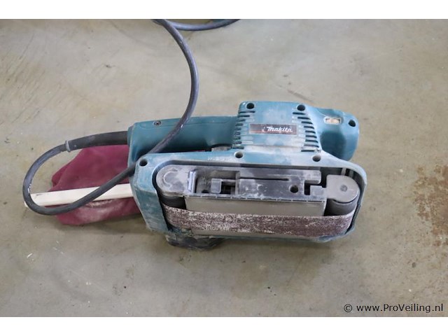 Makita bandschuurmachine 9911 - afbeelding 4 van  8