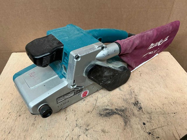 Makita bandschuurmachine en bovenfrees - afbeelding 4 van  6