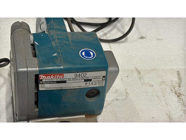 Makita bandschuurmachine - afbeelding 4 van  5