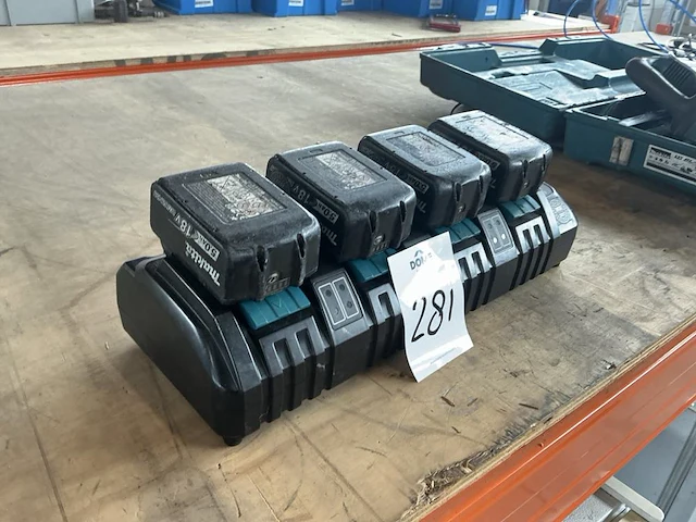 Makita batterij oplader - afbeelding 2 van  6