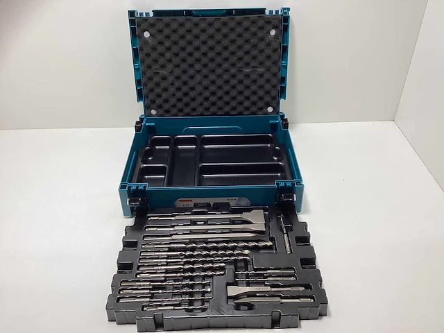 Makita betonboor-/ beitelset 17 delig - afbeelding 5 van  8