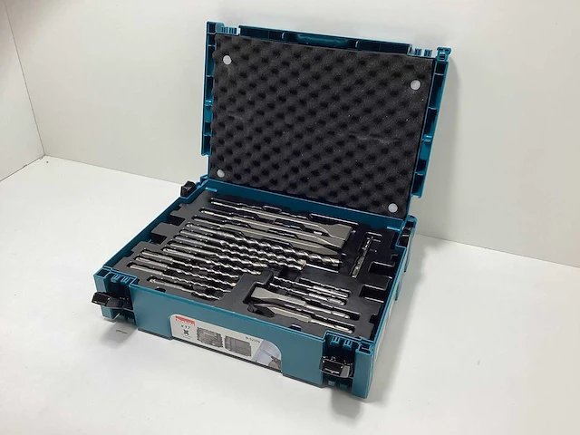 Makita betonboor-/ beitelset 17 delig - afbeelding 8 van  8
