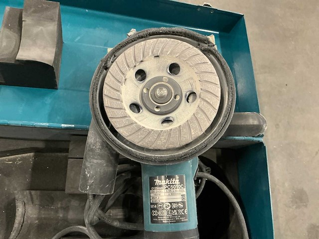 Makita betonschaaf pc5010c - afbeelding 2 van  4