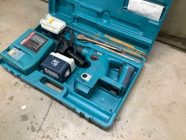 Makita bhr200 klopboormachine - afbeelding 1 van  4
