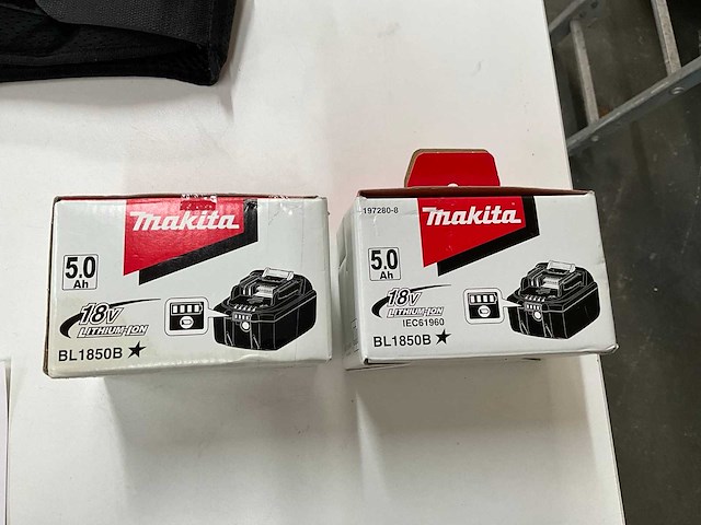 Makita bl1850b accu (2x) - afbeelding 1 van  4