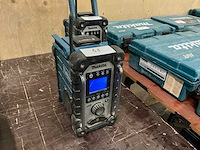 Makita bmr102 bouwradio - afbeelding 1 van  5