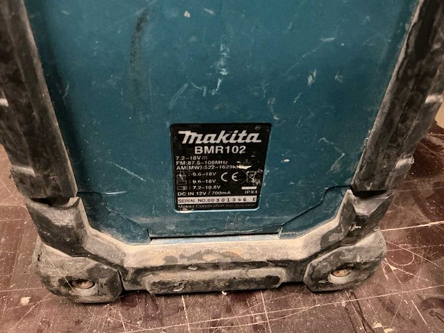 Makita bmr102 bouwradio - afbeelding 4 van  5