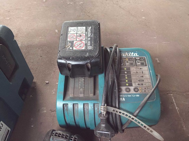Makita boormachine (2x) - afbeelding 3 van  5