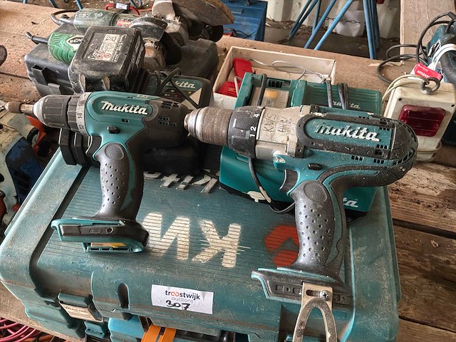 Makita boormachine (2x) - afbeelding 1 van  7