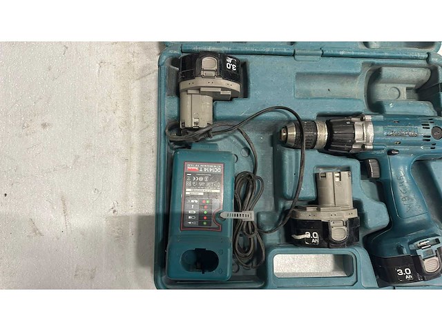 Makita boormachine - afbeelding 2 van  5