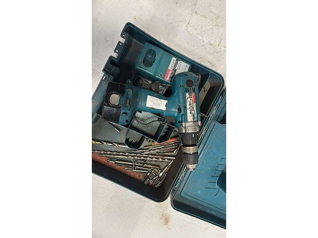 Makita boormachine - afbeelding 3 van  5