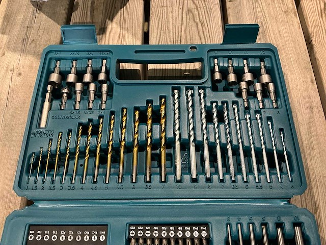 Makita boren- en bitset - afbeelding 1 van  4