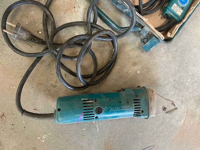 Makita / bosch electrisch gereedschap (4x) - afbeelding 1 van  9