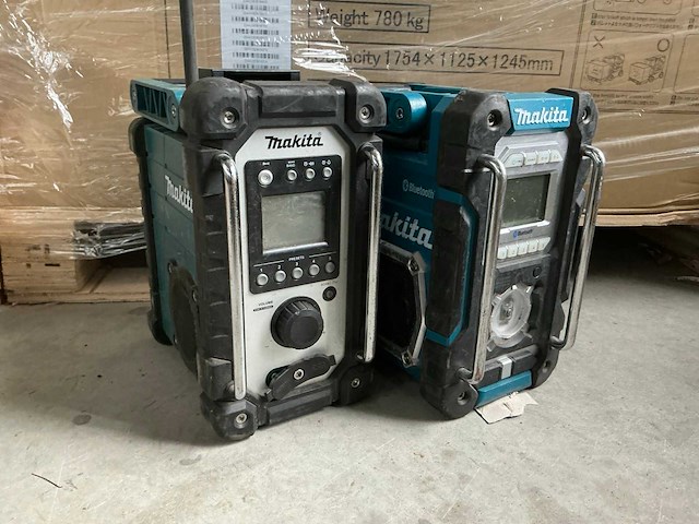 Makita bouwradio (2x) - afbeelding 1 van  7