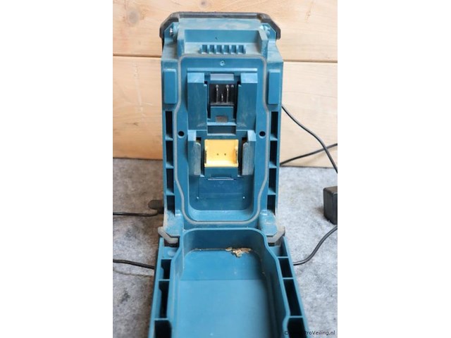 Makita bouwradio dmr114, 18v - afbeelding 5 van  8