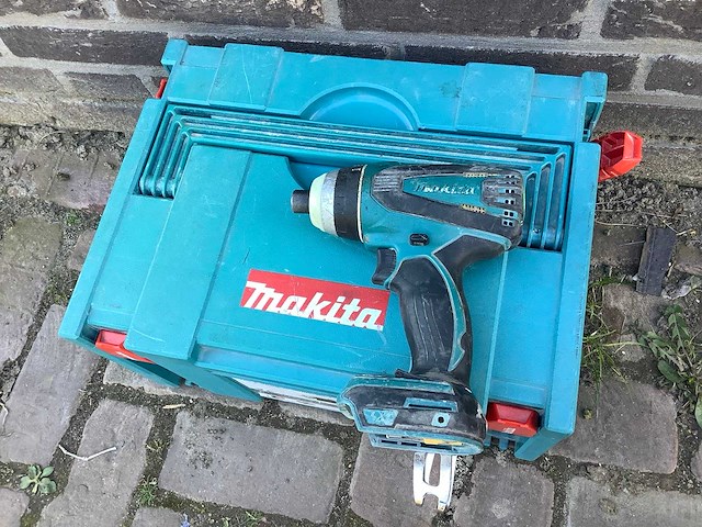 Makita btp141 slagslagschroeverdraaier - afbeelding 2 van  4