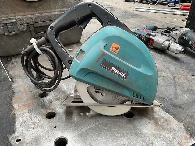 Makita cirkelzaagmachine - afbeelding 1 van  5