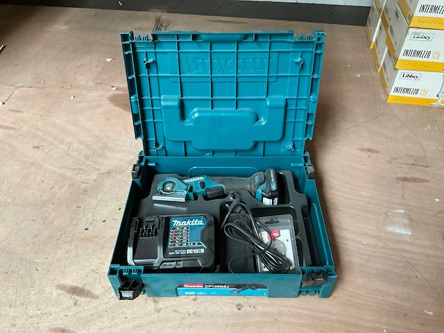 Makita cp100dzj multicutter - afbeelding 1 van  5