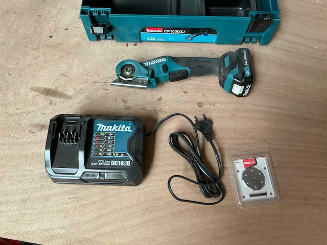 Makita cp100dzj multicutter - afbeelding 3 van  5