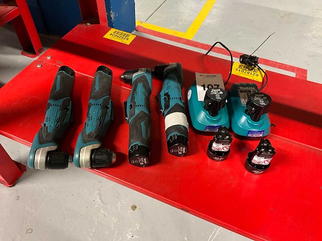 Makita da331d haakse schroefboormachine (4x) - afbeelding 1 van  6