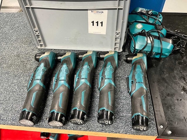 Makita da331d haakse schroefboormachine (5x) - afbeelding 1 van  5
