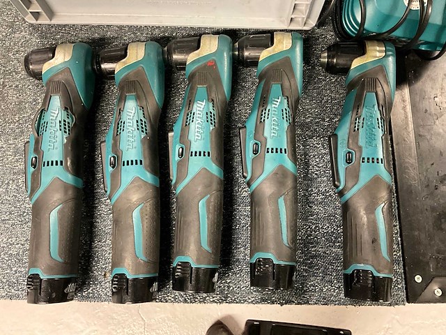 Makita da331d haakse schroefboormachine (5x) - afbeelding 2 van  5