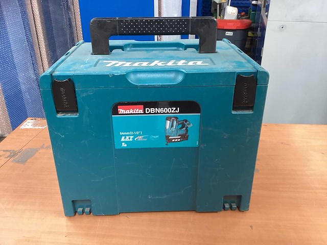 Makita dbn600 brad tacker incl. 5a accu bl1850b + dc18rc acculader + m-box - afbeelding 6 van  15