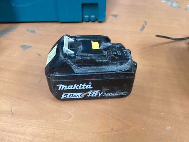 Makita dbn600 brad tacker incl. 5a accu bl1850b + dc18rc acculader + m-box - afbeelding 13 van  15