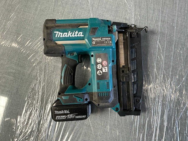 Makita dbn600 tacker - afbeelding 1 van  5