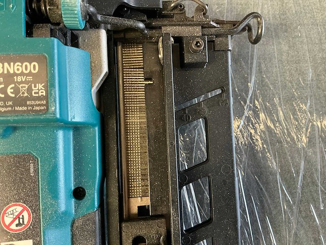 Makita dbn600 tacker - afbeelding 5 van  5