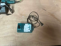 Makita dc1201 acculader