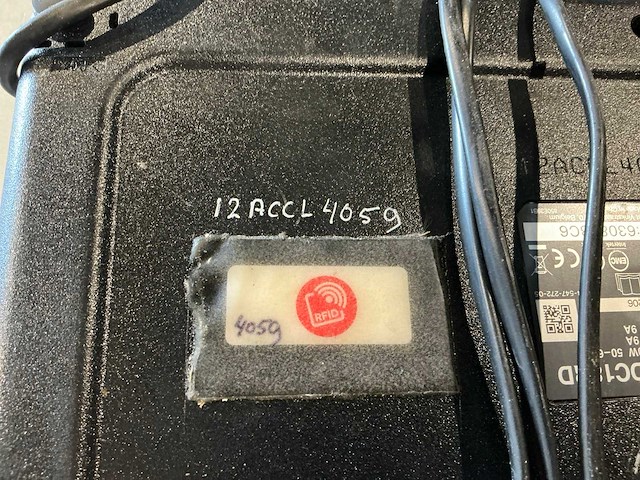Makita dc18rd acculader - afbeelding 4 van  4