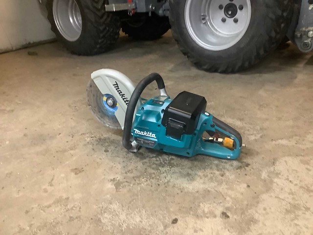 Makita dce090 betonzaag - afbeelding 1 van  2