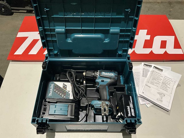Makita ddf485rtj 18v lxt accu schroefmachine set - afbeelding 1 van  9