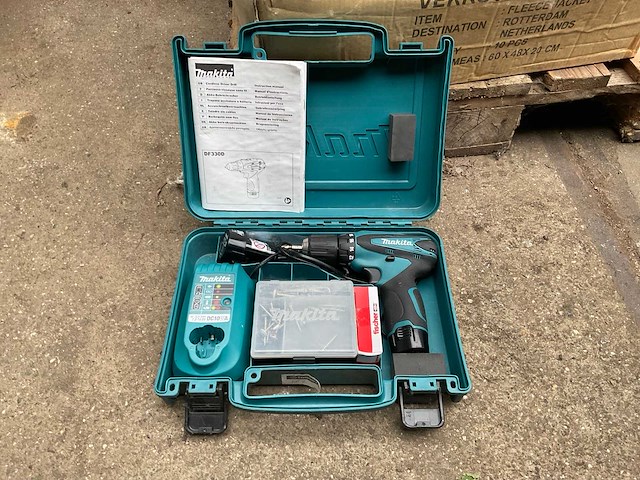 Makita df330d schroefboormachine - afbeelding 1 van  7