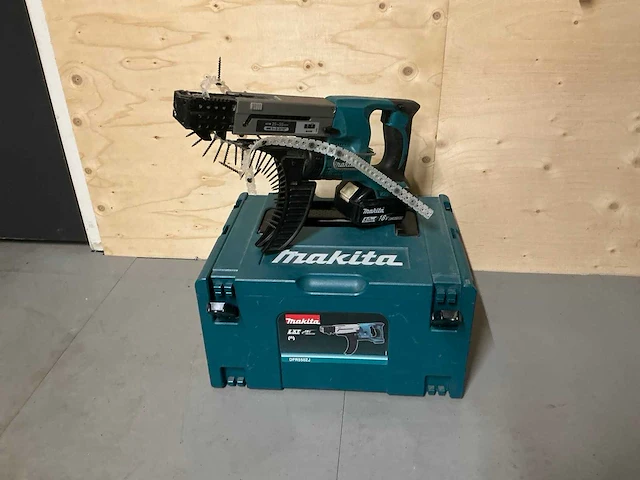 Makita df550 bandschroefmachine - afbeelding 1 van  4