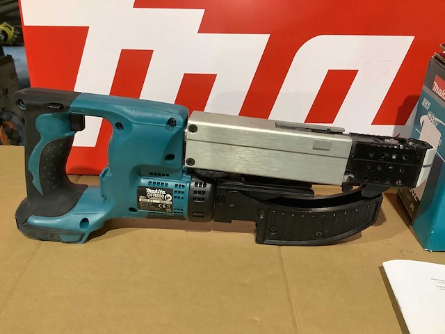 Makita dfr550z accu gipsschroefmachine / bandschroefmachine - afbeelding 3 van  5
