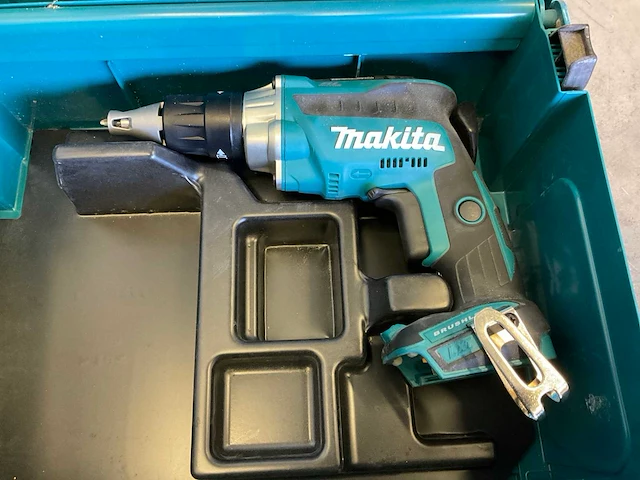 Makita dfs250 gips-schroefmachine - afbeelding 1 van  5