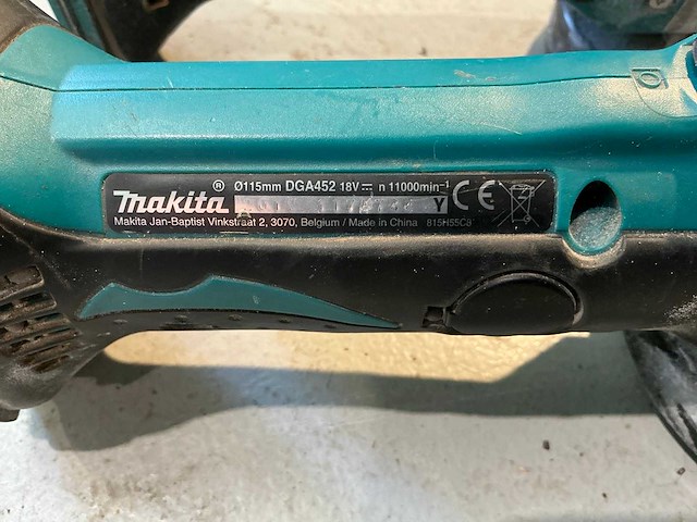 Makita dga452 haakse slijpmachine (2x) - afbeelding 4 van  4